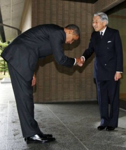 obama bends over japanese emperor